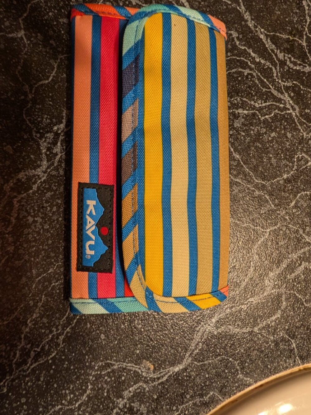 Kavu Rope Bag & Matching Wallet - Picture 3 of 3